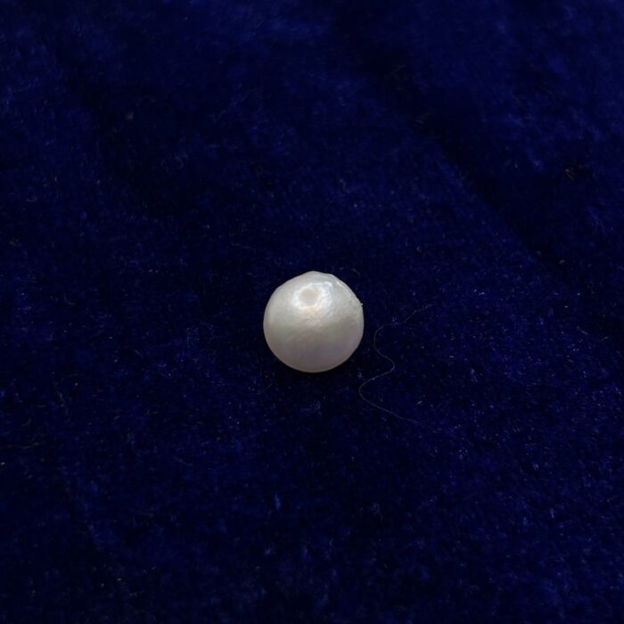 Natural Basra Pearl 3.65 ct (3.97 Ratti)