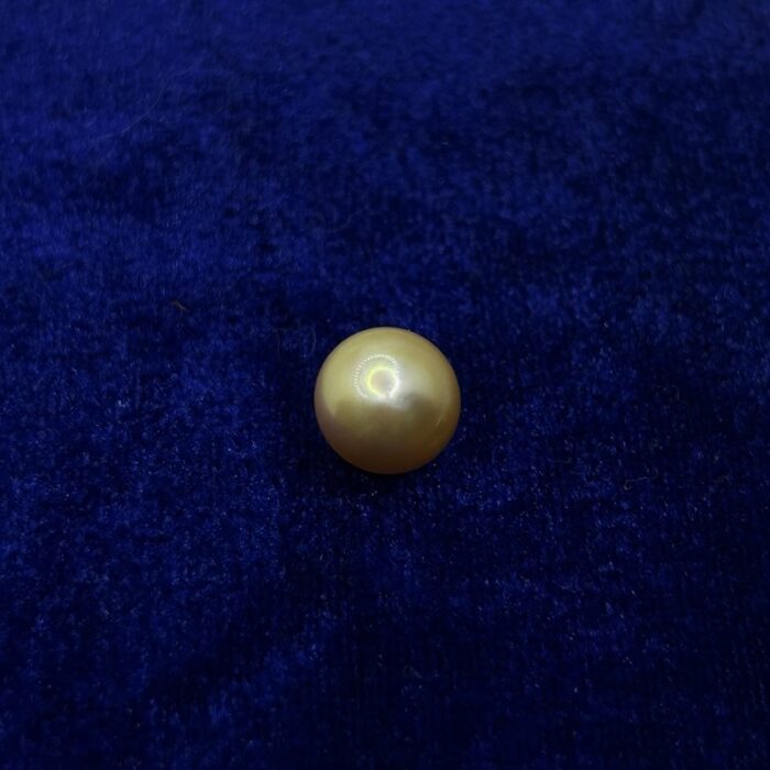 Natural Keshi Pearl 8.18 ct (8.92 ratti)