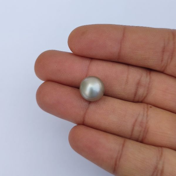 Tahitian Pearl 10.84 ct (11.92 ratti) - Image 2