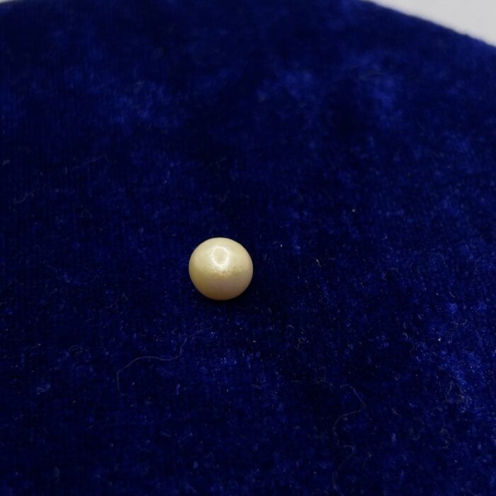 Natural Basra Pearl 2.85 ct (3.11 ratti)